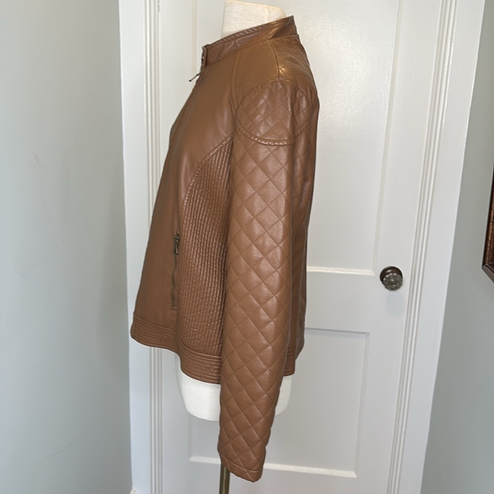 Roz and Ali Snap Collar Jacket Soft Faux Leather Quilted Lined Details Biker XL - Picture 2 of 10